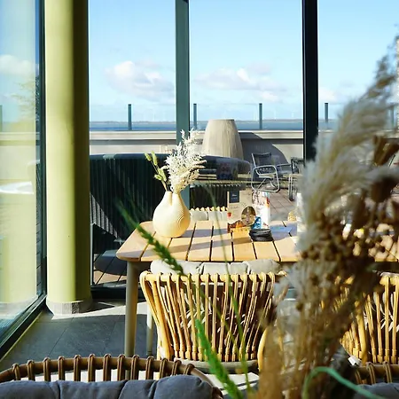3 Bedroom Awesome In Lembruch-duemmer Holiday home