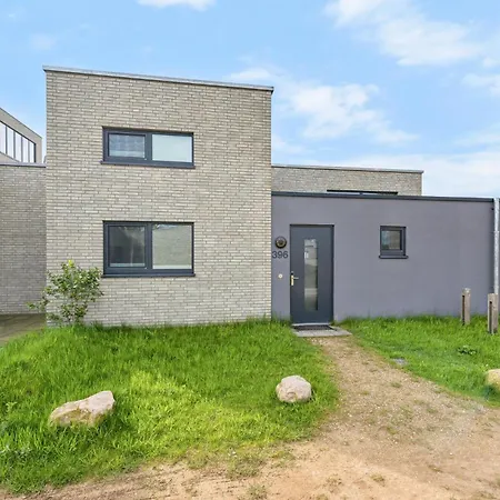 3 Bedroom Awesome In Lembruch-duemmer Holiday home *